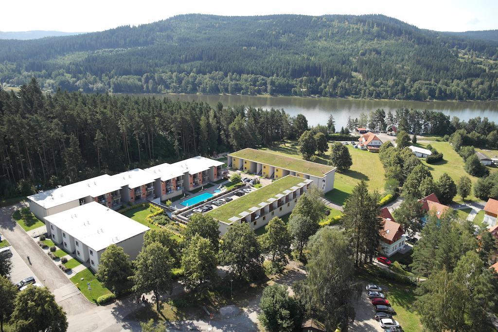 Apartmany Doky Holiday - Ubytovani Se Zvyhodnenym Skipasem - Jediny Seriozni Ubytovatel V Arealu Doky Lipno nad Vltavou Exterior foto