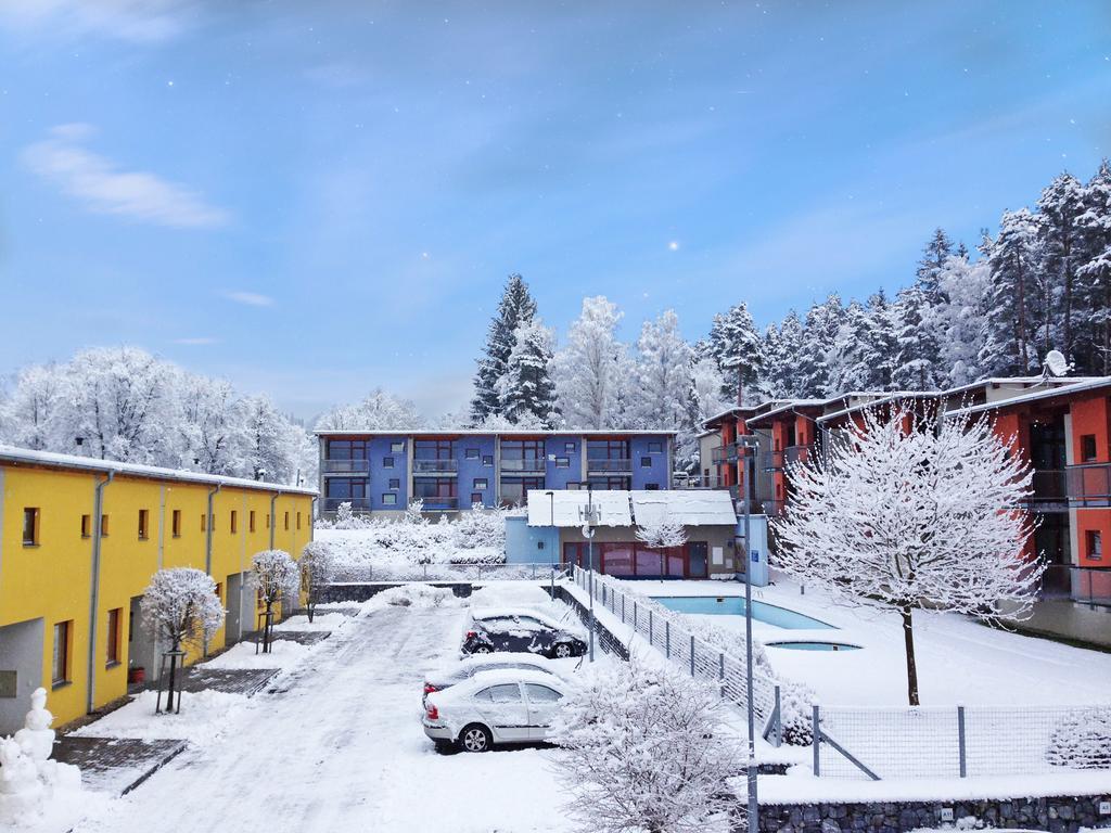 Apartmany Doky Holiday - Ubytovani Se Zvyhodnenym Skipasem - Jediny Seriozni Ubytovatel V Arealu Doky Lipno nad Vltavou Exterior foto